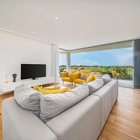 Апартаменты 4-bedroom Penthouse With Jacuzzi *